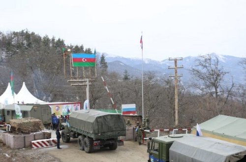 Xankəndi-Laçın yolunda Rusiya sülhməramlılarının daha 8 təminat və təchizat avtomobili maneəsiz hərəkət edib