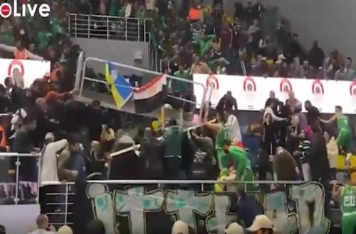 Misirdə basketbol matçında tribuna çöküb, 27 nəfər xəsarət alıb - VİDEO