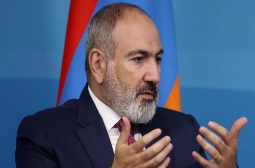 Paşinyan Rusiyaya səfərə gedib