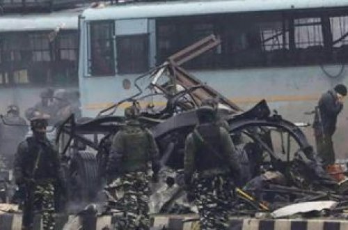 Pakistanda terror: 5 ÖLÜ, 10 YARALI