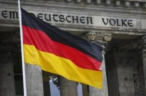 Almaniyada səsvermə yaşının 16-ya endirilməsi təklif edi̇li̇b