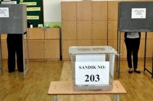 KKTC-də yerli seçkilərdə səsvermə prosesi başlayıb