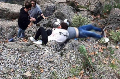 Selfi çəkdirmək istəyərkən öldü