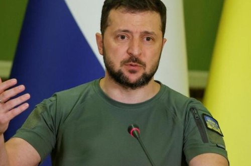 Zelenski: “Ukraynada 9 milyona yaxın insan işıqsız qalıb”