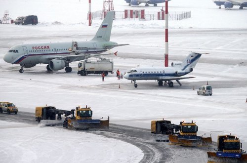 Moskvada əlverişsiz hava şəraitinə görə 29 reys gecikib və ya ləğv edilib