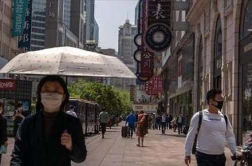 Çin xaricdən gələnlər üçün Covid-19 məhdudiyyətlərini aradan qaldırır