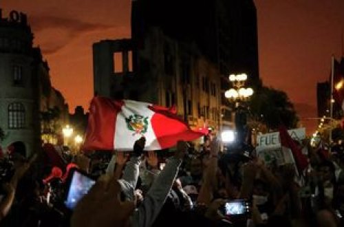 Peruda korrupsiya istintaqında 6 general həbs edildi