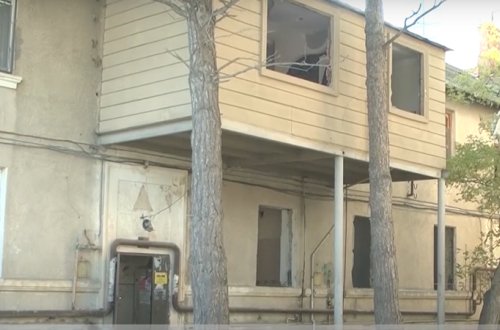 Sumqayıtda şirkət evləri sökür, sakinlər çıxmır: 7 il əvvəlin pulunu verirlər (VİDEO)