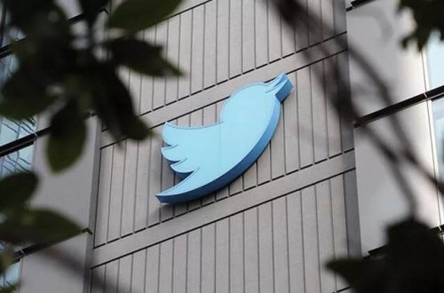 Twitter bütün dünyada çöküb