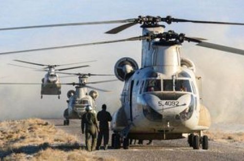 İran Hörmüz boğazının şərqində hərbi təlimlərə başladı