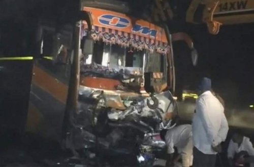 Hindistanda avtobusun iştirakı ilə baş vermiş qəza nəticəsində 9 nəfər ölüb