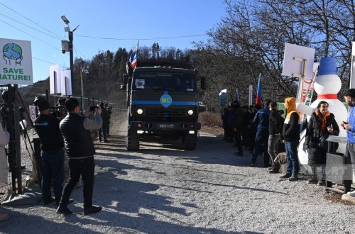 Xankəndi-Laçın yolunda Rusiya sülhməramlılarının daha bir təminat avtomobilinin hərəkətinə şərait yaradılıb - YENİLƏNİB