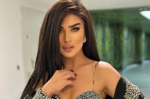 Müğənni Nəfəsin “Range Rover”dən külli miqdarda pul oğurlandı