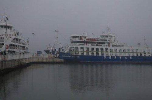 İstanbul boğazı gəmilərin keçidi üçün bağlı qalır