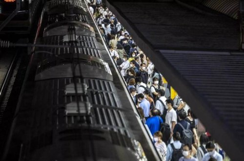 Yaponiya hökuməti paytaxtdan köçən ailələrə hər uşaq üçün 1 milyon yen verəcək