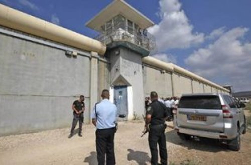 İsrail həbsxanasında ən uzun müddət qalan fələstinli sərbəst buraxıldı