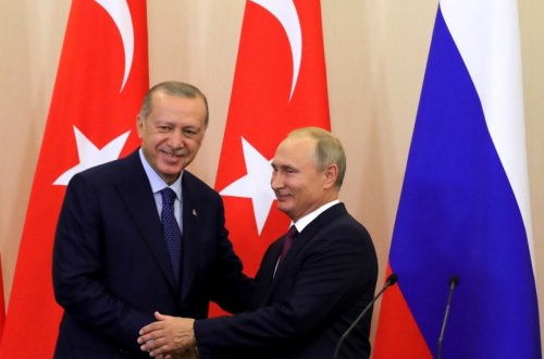 Putin Ərdoğana Rusiyanın Ukrayna ilə bağlı dialoqa açıq olduğunu bildirib