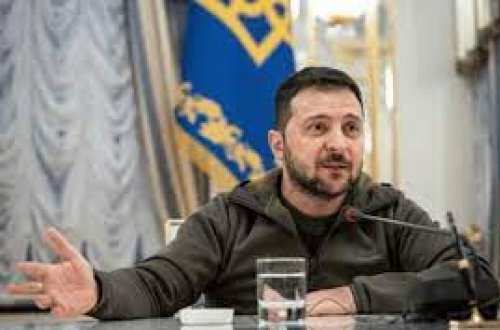 Zelenski İspaniya və Xorvatiya baş nazirləri ilə Ukraynanın müdafiə ehtiyaclarını müzakirə edib