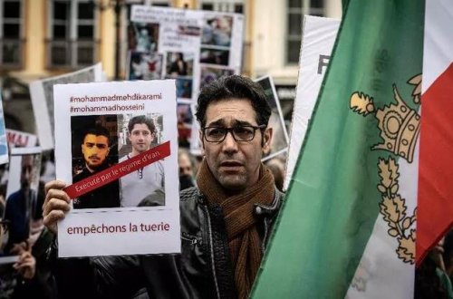 İranda daha 3 etirazçı edam cəzasına məhkum edilib