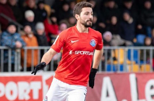 Tanınmış futbolçunun atası həbsdə vəfat etdi - Anasını öldürmüşdü