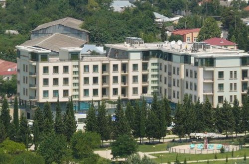 Azərbaycanda 9 milyon manata hotel satılır