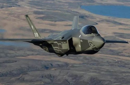 Kanada F-35 almaq üçün 14 milyard dollarlıq müqavilə imzalayıb