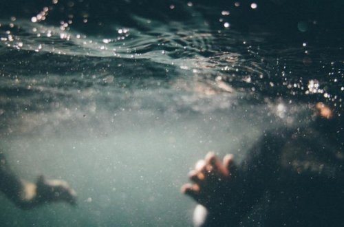 Qusarda bir nəfər hovuza düşərək ölüb