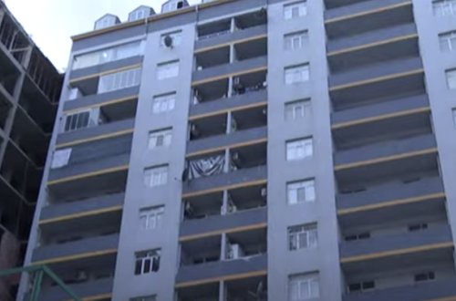 Bakıda özünü 12-ci mərtəbədən atan gənc sağ qaldı