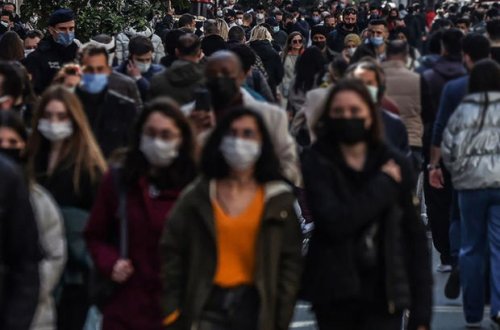 ÜST yenidən maska taxmağa çağırdı