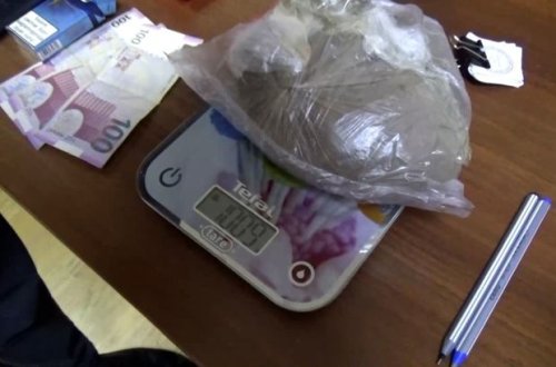 Bakıda narkomanların toplaşdığı məkan aşkarlandı: Saxlanılanlar var - FOTO/VİDEO