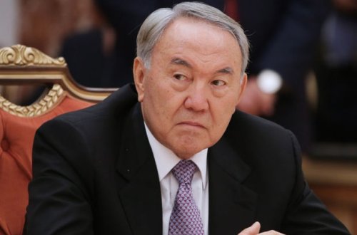 Qazaxıstan parlamenti respublikanın birinci prezidenti haqqında qanunu qüvvədən saldı