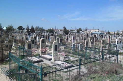 Bakıda qəbiristanlıqdan oğurluq edən şəxslər saxlanılıb