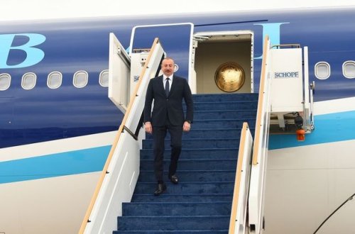 Prezident İlham Əliyev Birləşmiş Ərəb Əmirliklərinə işgüzar səfərə gedib - FOTO