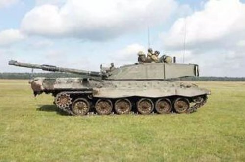 Britaniya əsas döyüş tanklarını Ukraynaya göndərir