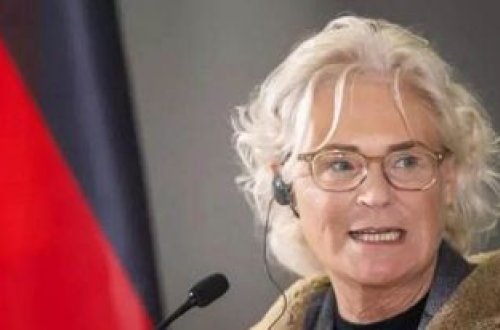 Almaniyada gözlənilən istefa gəldi