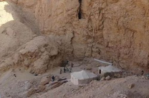 Misirdə 3500 illik fironun məzarı tapılıb