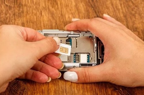 Azərbaycanda bu nömrə 1 milyon 700 min manata satılır (VİDEO)