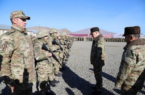 Baş Qərargah rəisi Ermənistanla sərhədə getdi, tapşırıqlar verdi - FOTO