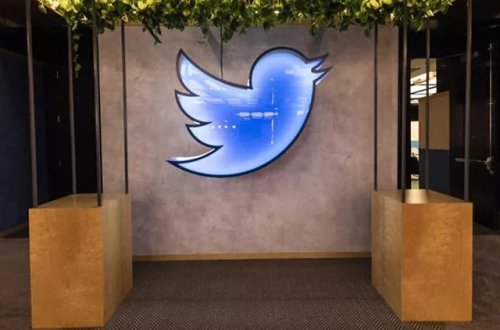 Twitter öz ofisindəki əşyaları hərraca çıxarır