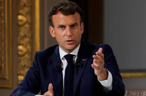 Makrona sui-qəsd planlaşdıran 13 nəfər məhkəmə qarşısına çıxıb