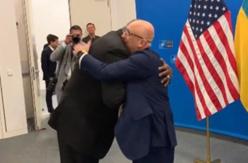 ABŞ və Ukrayna müdafiə nazirləri görüşüb