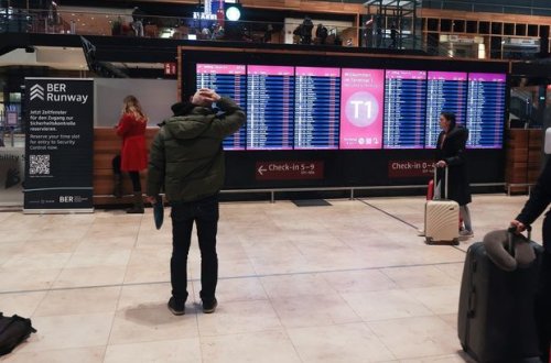 Berlində işçilər ayağa qalxdılar: Aeroportda bütün reyslər ləğv edildi