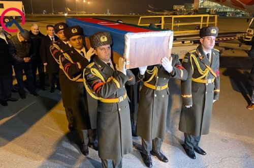 Orxan Əsgərovun nəşinin Bakıda qarşılanma anı (VİDEO)