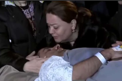 Vasif Tağıyev ailəsinə qovuşdu - Təsirli anlar - VİDEO