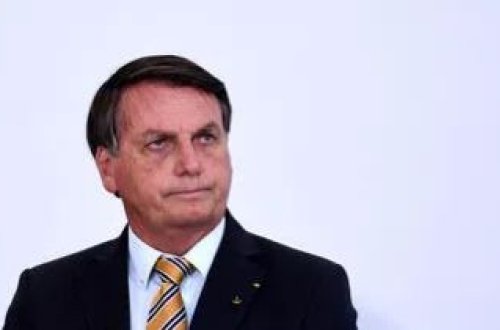 Bolsonaro ABŞ-a turist vizası üçün müraciət edib
