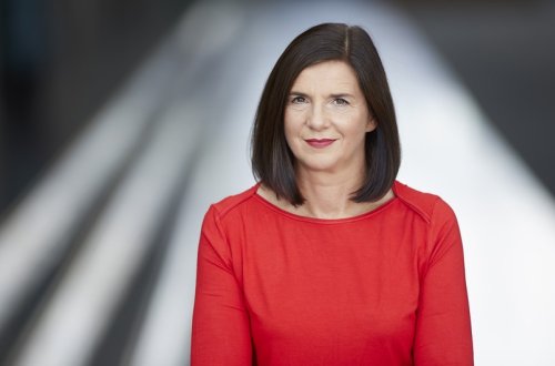 Almaniya bundestaqının vitse-prezidenti Kiyevə gedib