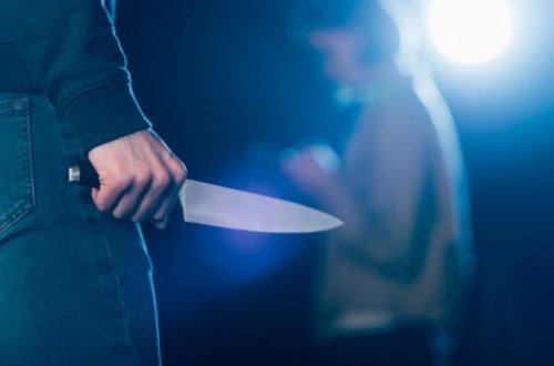 Bakıda dəhşətli qətlin TƏFƏRRÜATI: Sevgilisinin əl-ayağını bağlayıb, 14 yaşlı qızını zorladı - YENİLƏNİB