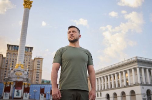 Estoniyada Zelenskinin “Azadlıq” heykəli qoyuldu - FOTO