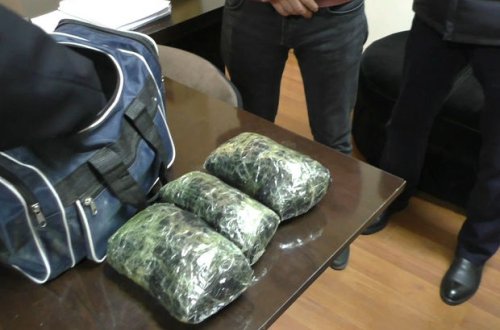 İrandan Gəncəyə narkotik gətirən şəxs saxlanılıb - FOTO/VİDEO