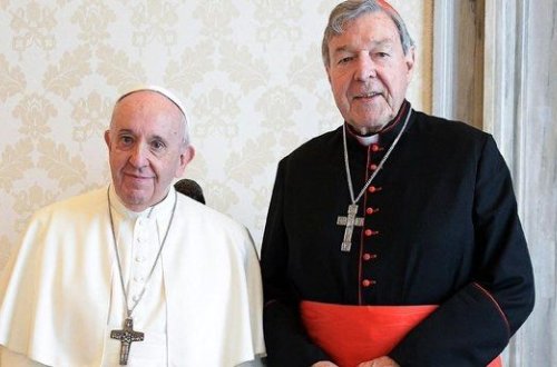 Avstraliyada kardinalın dəfn mərasimində qarşıdurma baş verib